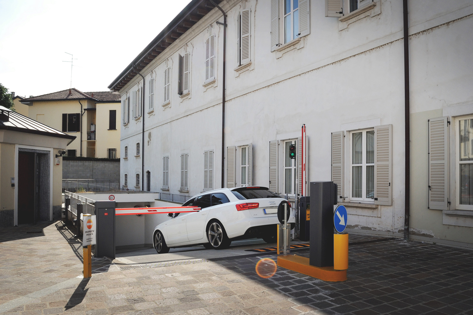 gebox-ponte-leoni-parking-monza-parcheggio-coperto-sicurezza-controllo-24h